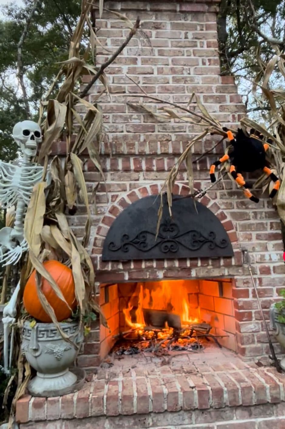 Spooky Backyard Fireplaces for Halloween Fun
